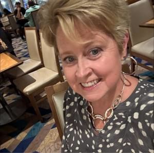 Meet your Posher, Anita